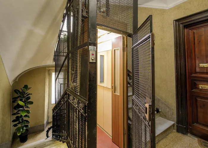 Maison Colonna - Grand Colosseum * Rom
